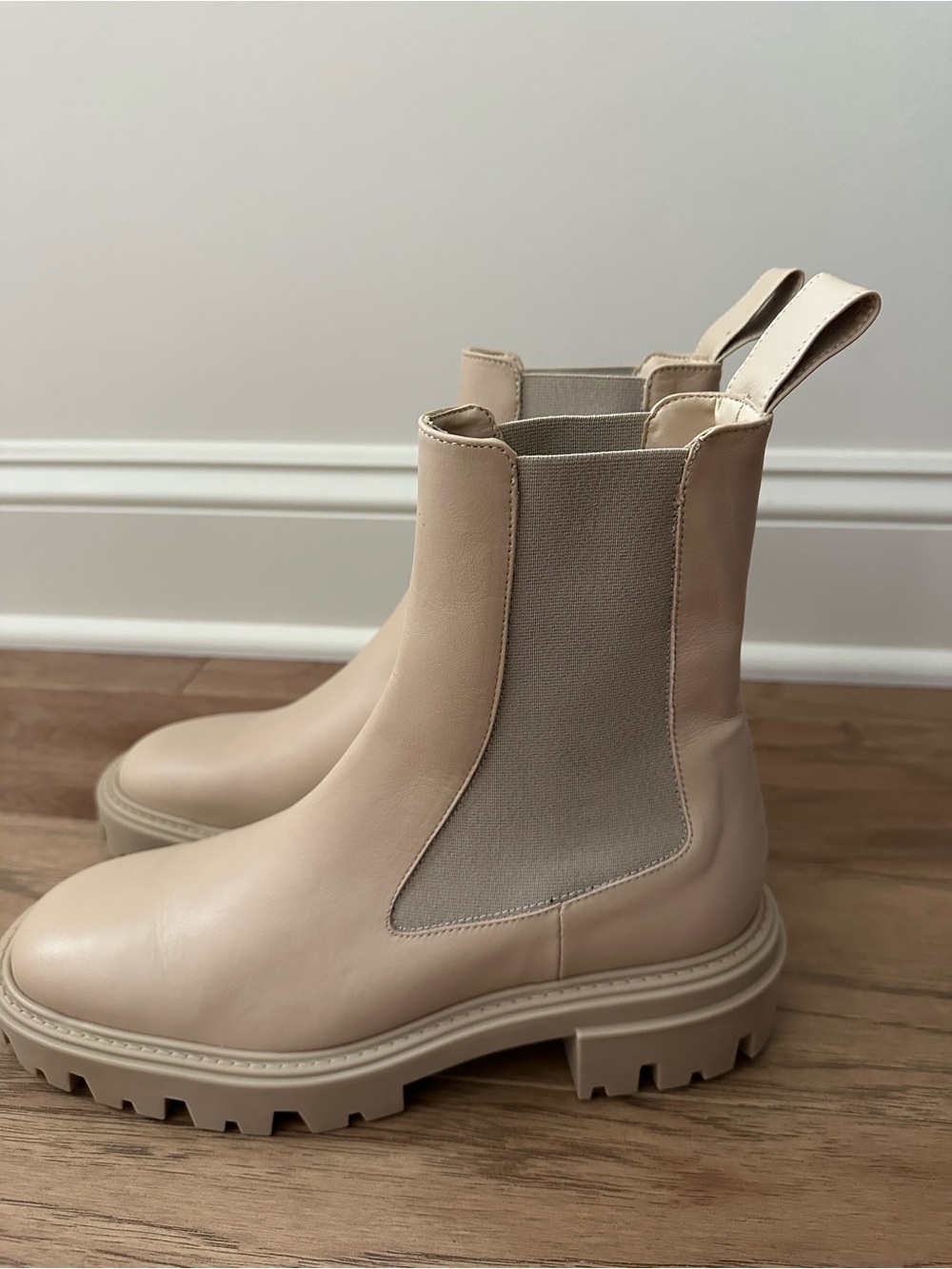 Zara Women's Chunky lug boot